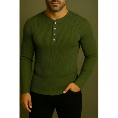 Camiseta Henley Slim Fit ML — modelo slim e manga longa em 5 cores