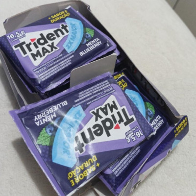 Chiclete Trident Max Menta Blueberry Sem Açúcar - Caixa com 14 unidades
