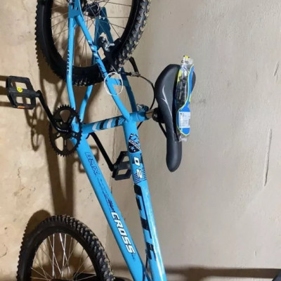 Bicicleta Aro 20 BMX GT Freio V-Brake
