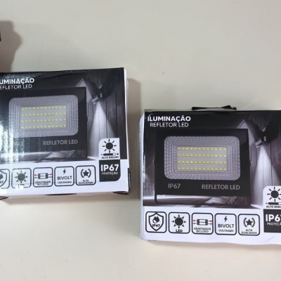 Kit 2 Refletor Led 200w Holofote Bivolt
