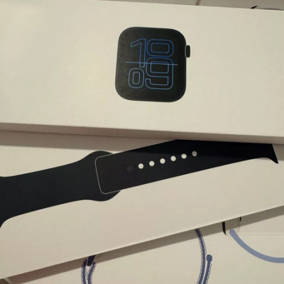 Apple Watch SE 3 GPS 40mm Alumínio Esportiva