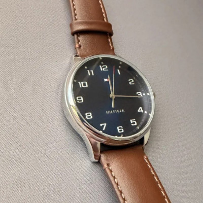 Relógio Tommy Hilfiger Essentials