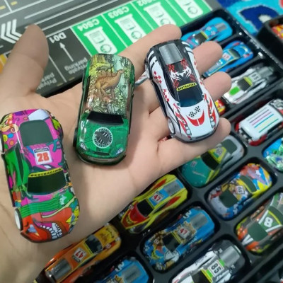 Maleta 48 Carrinhos + Tapete Pista 40x60 - Super Brasileirinho