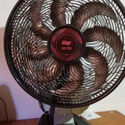 Ventilador 8 Pás 180W WV01PR