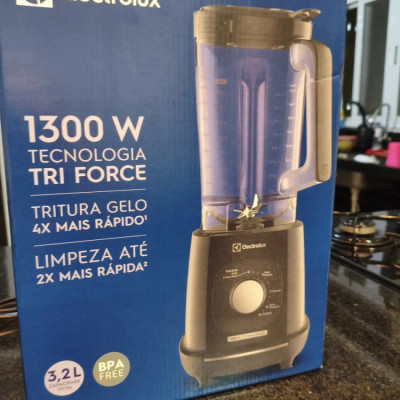 Liquidificador Electrolux 1300W 3.2L