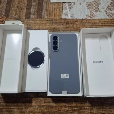 Galaxy A57 5G 256GB + Galaxy Watch8 44mm