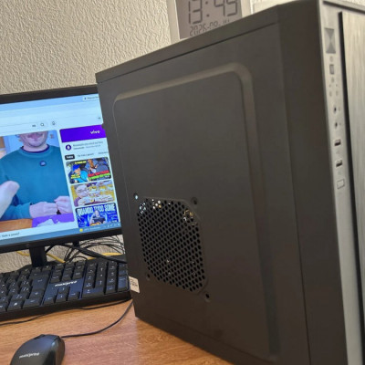 Computador Flash i5-3470 8GB SSD256 Monitor 20