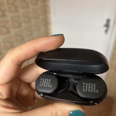 Fone de Ouvido Sem Fio JBL Endurance Race TWS