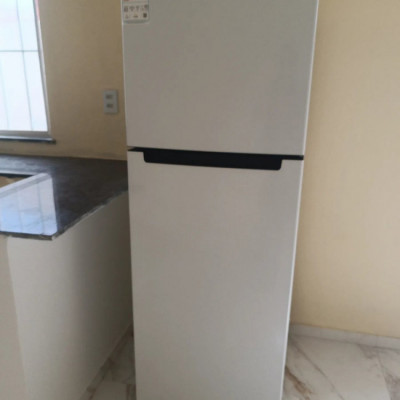 Geladeira Cycle Defrost Rt554 410L Inverter