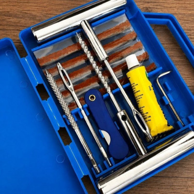 Kit Reparo Pneu Carro Moto Remendo C/ Maleta