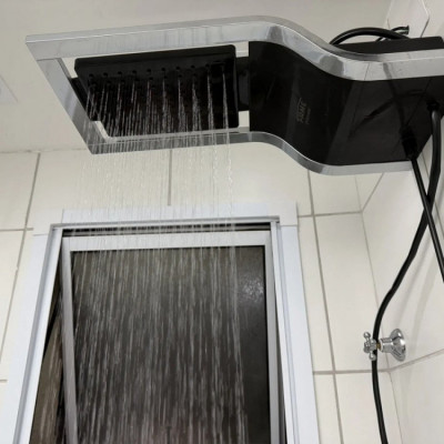 Ducha Eletrônica Intense Fame 5400W