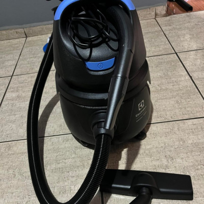 Aspirador Electrolux Água Pó Compacto 1400W 12L