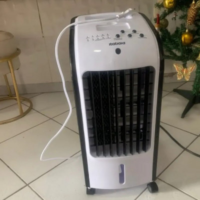 Climatizador De Ar 4 Litros Portátil 4 Em 1 Itatiaia
