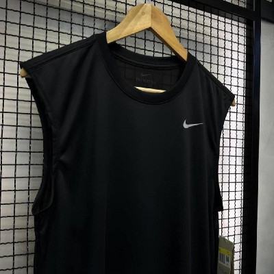 Camiseta Regata Nike Dri-Fit Legend