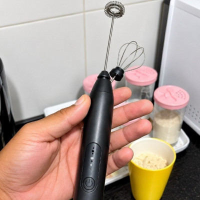 Mini Mixer Misturador De Bebidas Elétrico 2 Em 1 Portátil