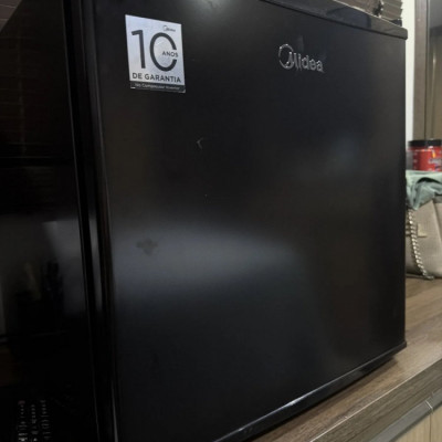 Frigobar 45L Inverter Bivolt Preto