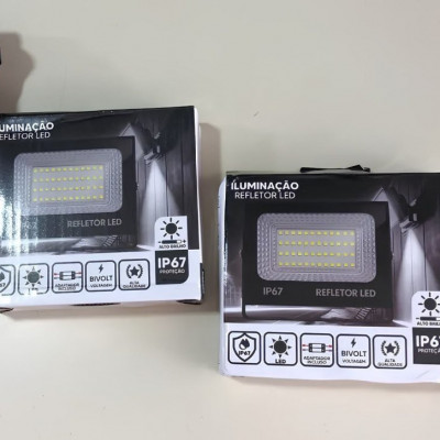 kit 2 Refletor Led 200w Holofote Bivolt