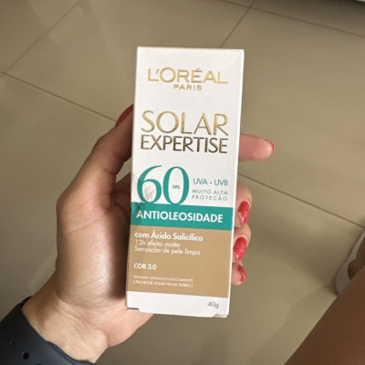Protetor Solar Facial L'Oréal FPS 60 Cor 3.0
