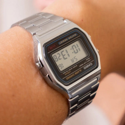 Relógio Casio Digital Vintage Unissex Prata Original