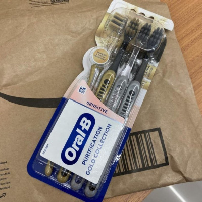 Oral-B Escova de Dente Sensitive Purification Gold 4 Un