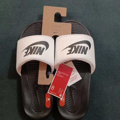 Chinelo Nike Victori One Masculino
