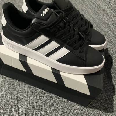 Tênis Masculino Grand Court 3.0 adidas Cblack/ftwwht