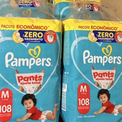 Fralda Pampers Pants Ajuste Total Tamanho M, 108 Un