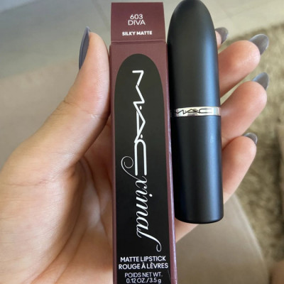 Mac Cosmetics Batom Matte Diva