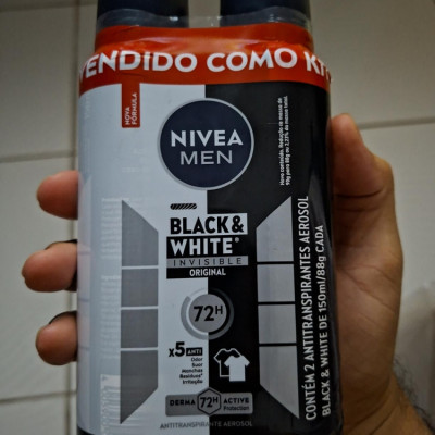 Kit NIVEA Desodorante Aerosol Men Black&White