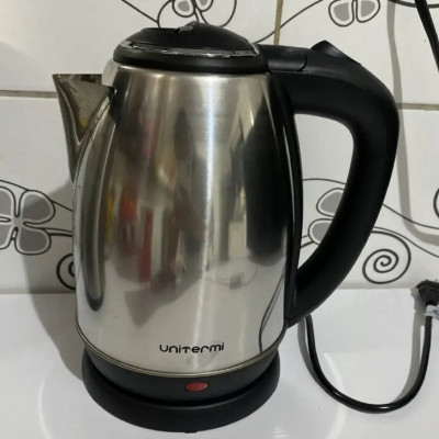 Chaleira Elétrica 1,8L 1200W Unitermi 127V