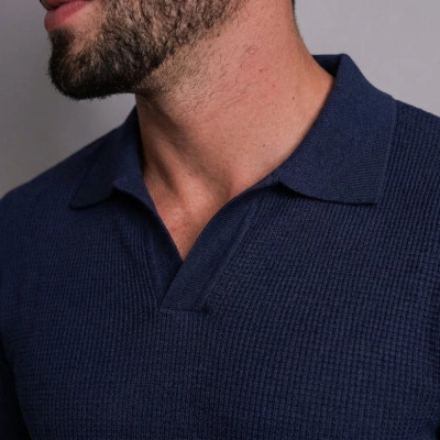 Camiseta Gola Polo Masculina Minimalista Preto