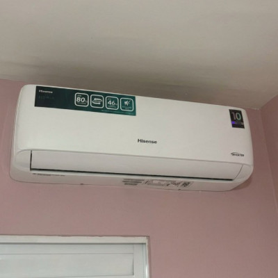 Ar Condicionado Split Hi Wall Inverter Hisense Eco Plus 12.000 BTUs Frio 220v