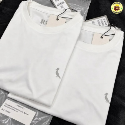 Kit com 2 Camisetas Regular Essence