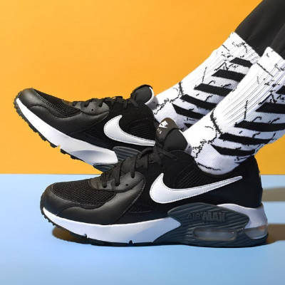 Tênis Nike Air Max Excee