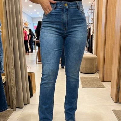 Calça Flare Jeans Cintura Alta