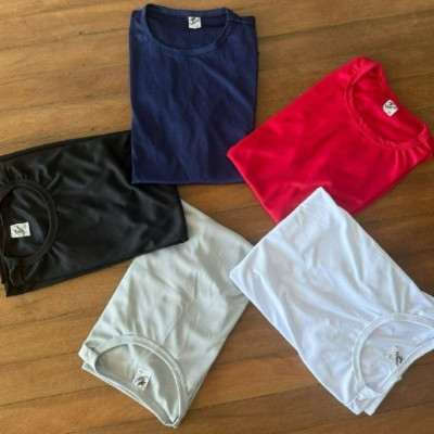Kit 5 Camisetas Básicas Masculina Dry Fit Lisa Tradicional - Tamanho P, M e G