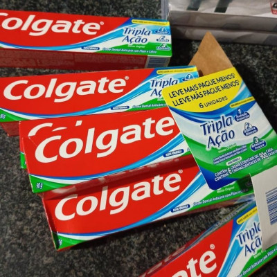 🪥 Creme Dental Colgate Tripla Ação Menta 90g - 6 unidades