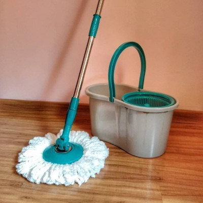 Flash Limp Mop Giratório com Balde Centrífuga