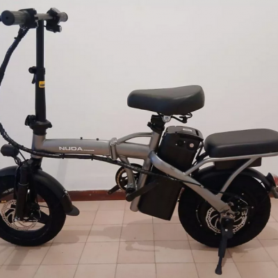 Bicicleta Elétrica NUDA 48V Dobrável Cidade