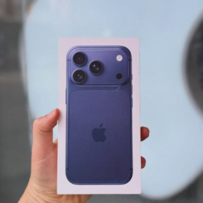 Apple iPhone 17 Pro (256 GB) - Azul Intenso