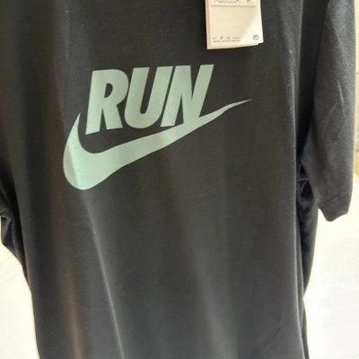 Camiseta Dri-Fit Nike Run Masculina Azul/Preto