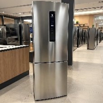 Geladeira Inverse Frost Free 490L Electrolux