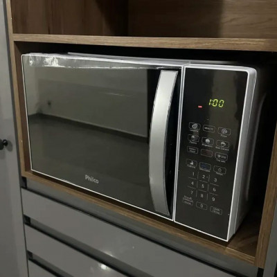 Micro-ondas Philco 28L Pintura Limpa Fácil 127V