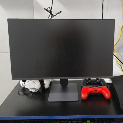 LG UltraGear Monitor Gamer 24 144Hz Full HD
