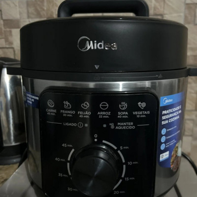 Panela de Pressão 4L Preta Inox Midea