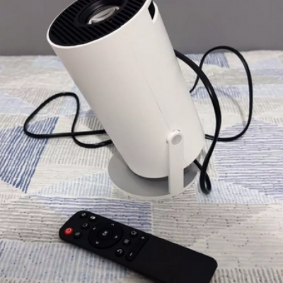 Projetor HY300 4K HD WiFi Bluetooth Portátil