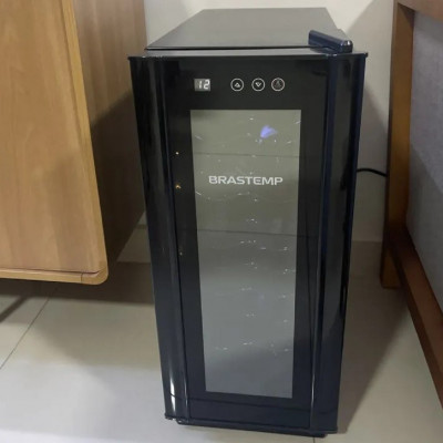 Adega De Vinhos Brastemp Para 12 Garrafas Com Painel Touch 127/220V