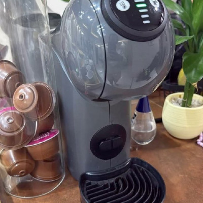 Cafeteira Elétrica Arno Nescafé Dolce Gusto Genio S Basic DGS5
