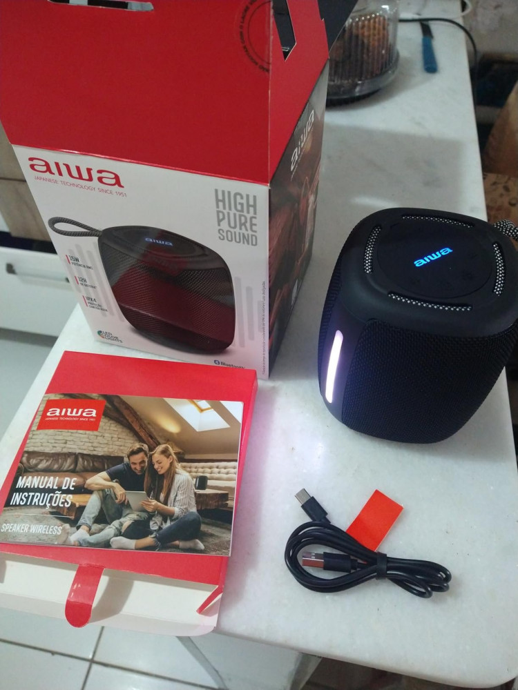 Caixa de Som Bluetooth AIWA SP-03-BL RGB