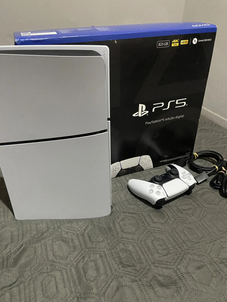 PS5 Slim Edição Digital 825GB Branco